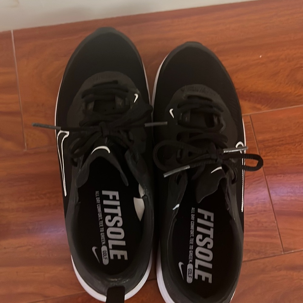 Im selling because i need the money. It is almost new